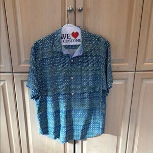 TOMMY BAHAMA Blue Patterned Men's Shirt